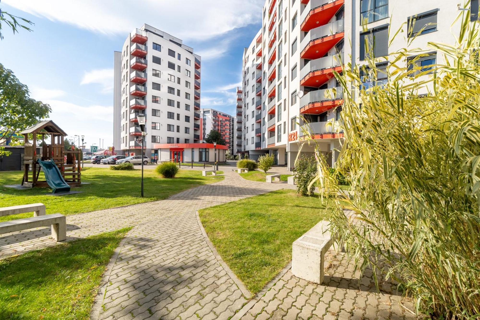 Ari Blue Apartment Ared In Kaufland Complex Арад Екстер'єр фото